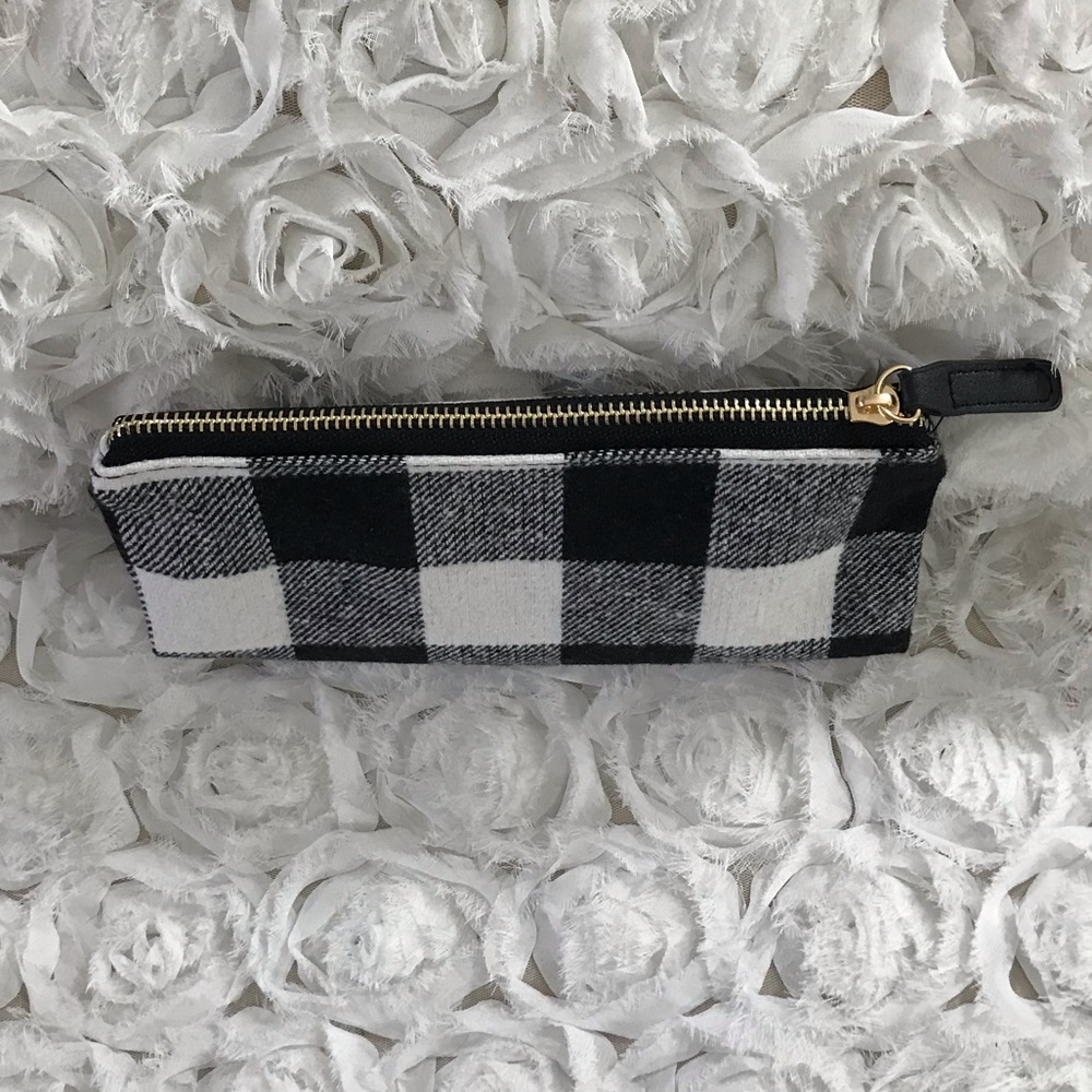Buffalo Check Clutch/Wrislet - Picture 5 of 5